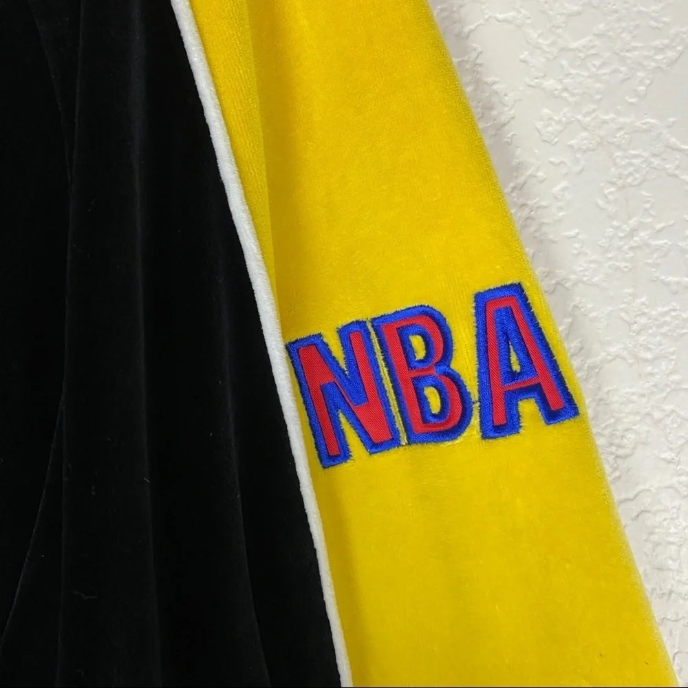 Unique Vintage Velvet Los Angeles Lakers Jacket